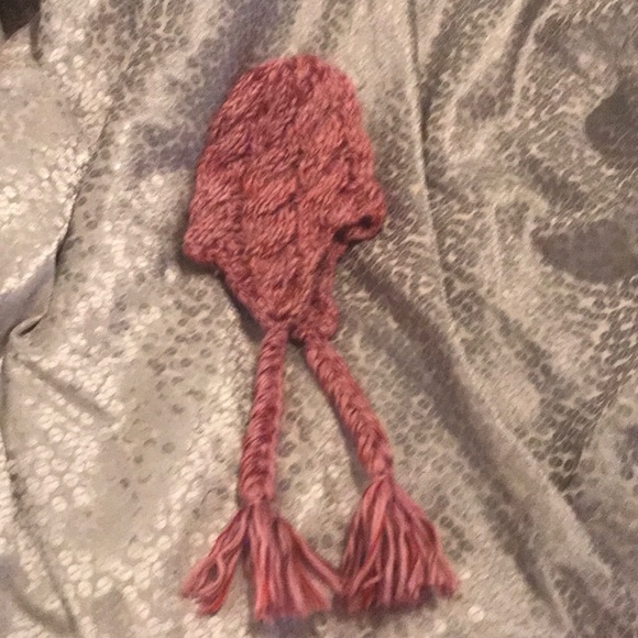 Winter hat - Picture 1 of 3